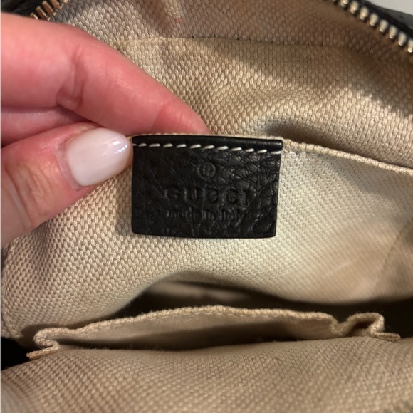Gucci Black Leather Crossbody Bag - Picture 4 of 5